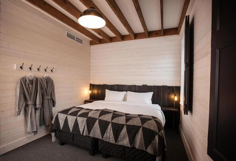 غرفة قياسية سرير كينج, Eleven Revelstoke Lodge