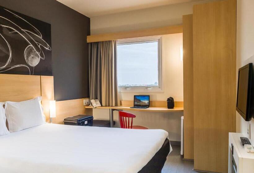 Номер Стандарт, Ibis Uberaba