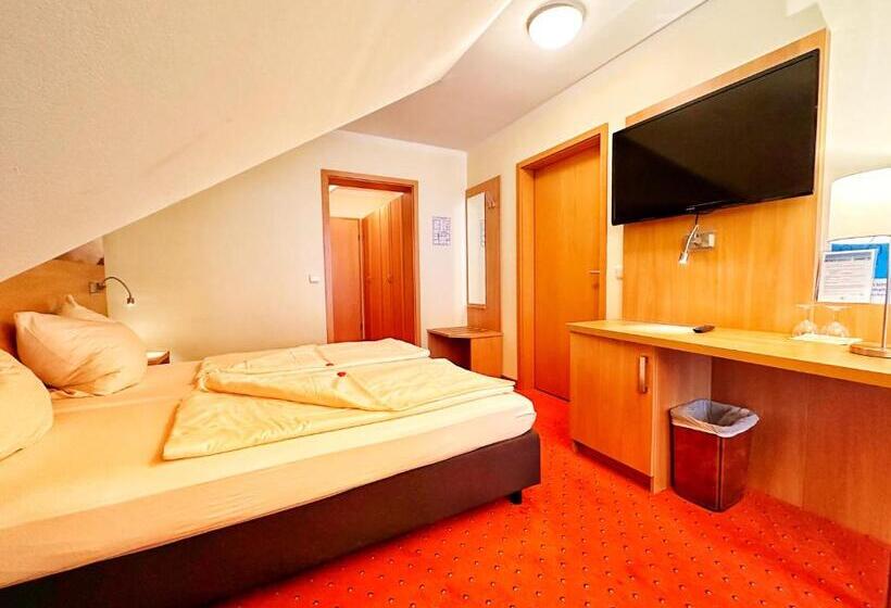 1 Bedroom Apartment Lake View, Seespitz Gästehaus