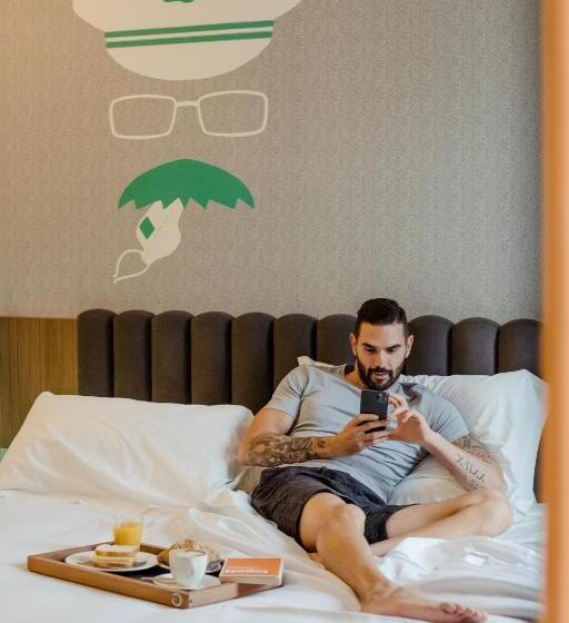 سوییت جونیور, G Hotel Pescara