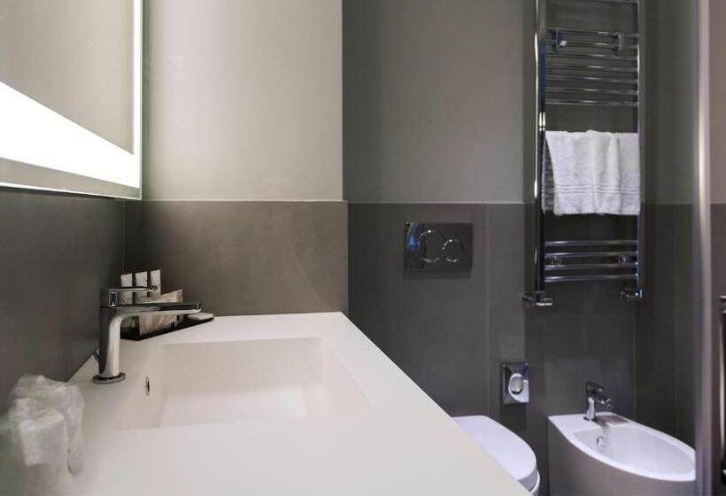 اتاق سوپریور خانوادگی, G Hotel Pescara