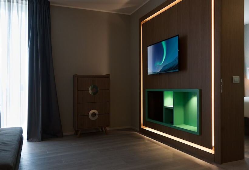 سوییت جونیور, G Hotel Pescara