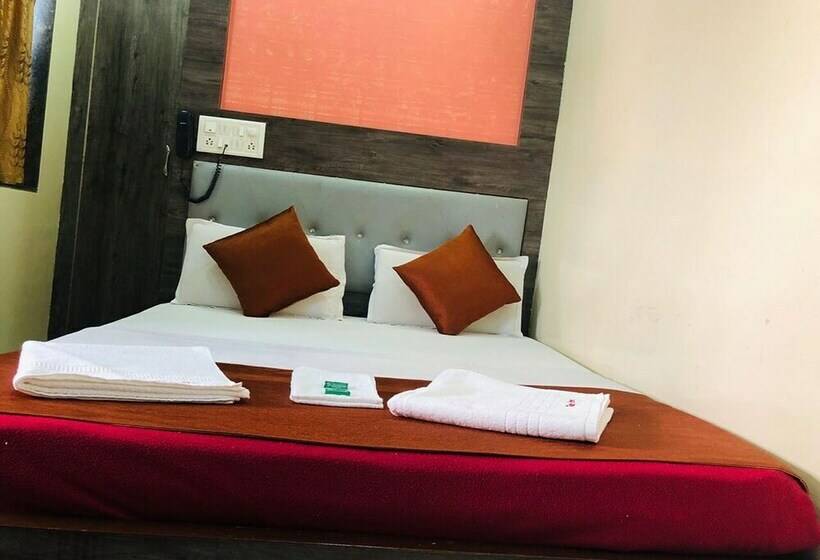 带共用浴室的标准房间, Sun Star Residency