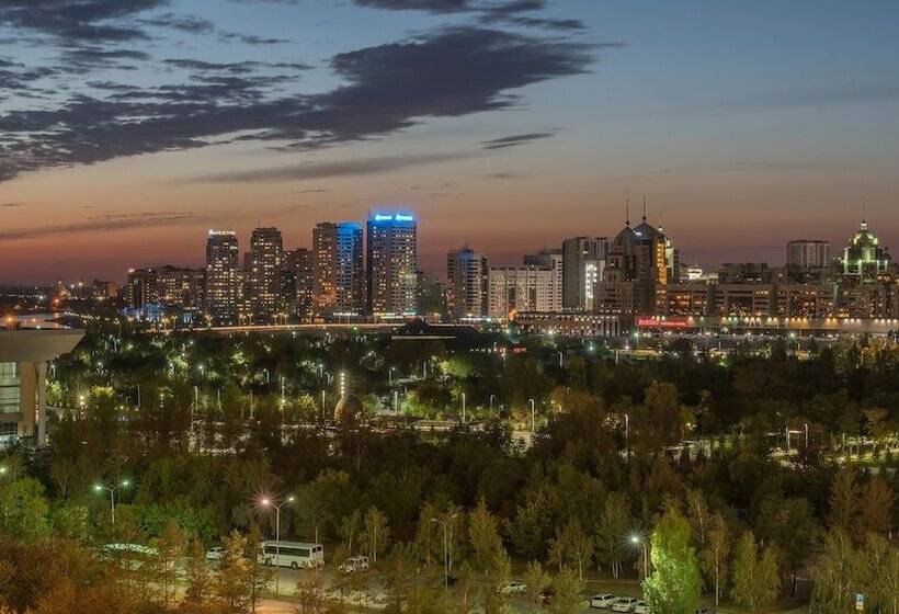 سوئیت رویال, The St. Regis Astana
