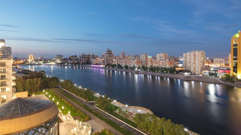 اتاق لوکس با تخت بزرگ, The St. Regis Astana
