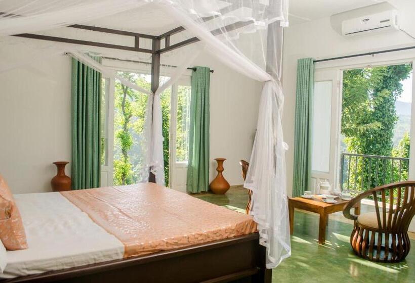 디럭스 트리플 룸, Old Frankland Kandy Luxury Boutique