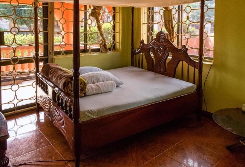 اتاق اکونومی, Sydney Hotel Kampala