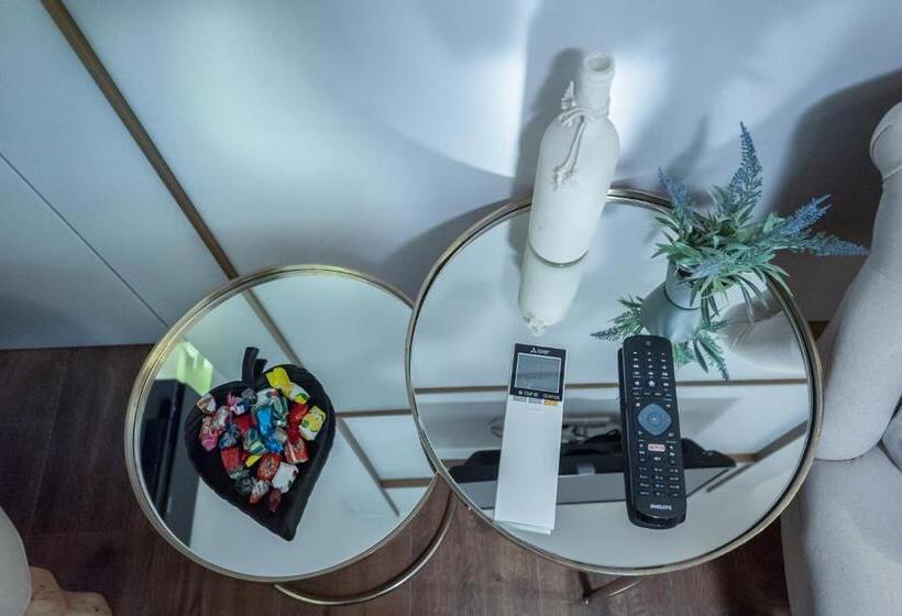 Номер Deluxe, Luxury Rooms Kadena