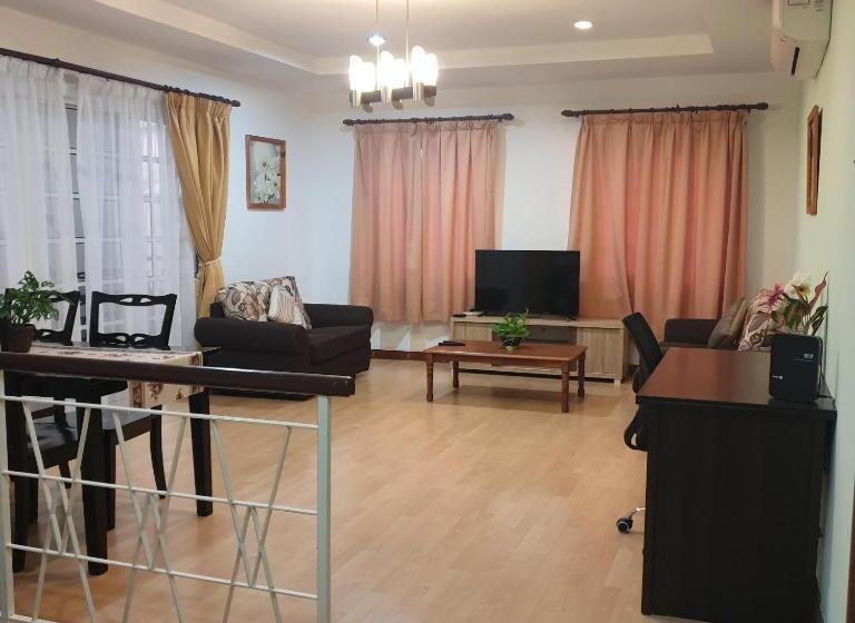Casa 4 Quartos, 5 Twenty @ Ampang Hilir