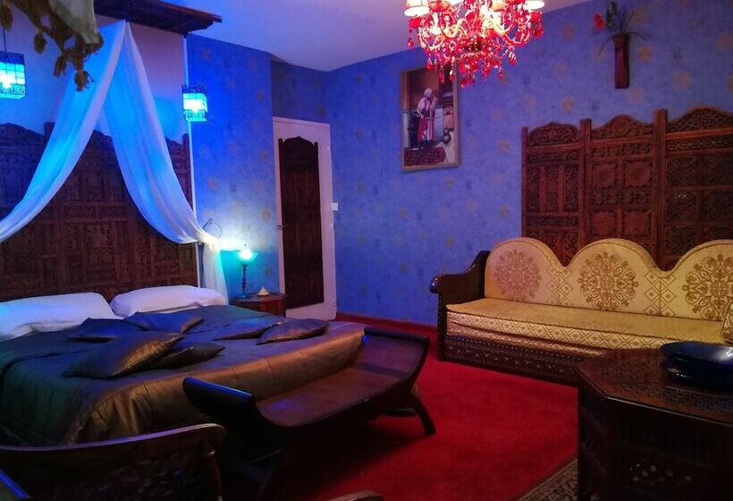 سوییت, Itsara Suites & Spa