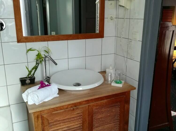 سوییت, Itsara Suites & Spa