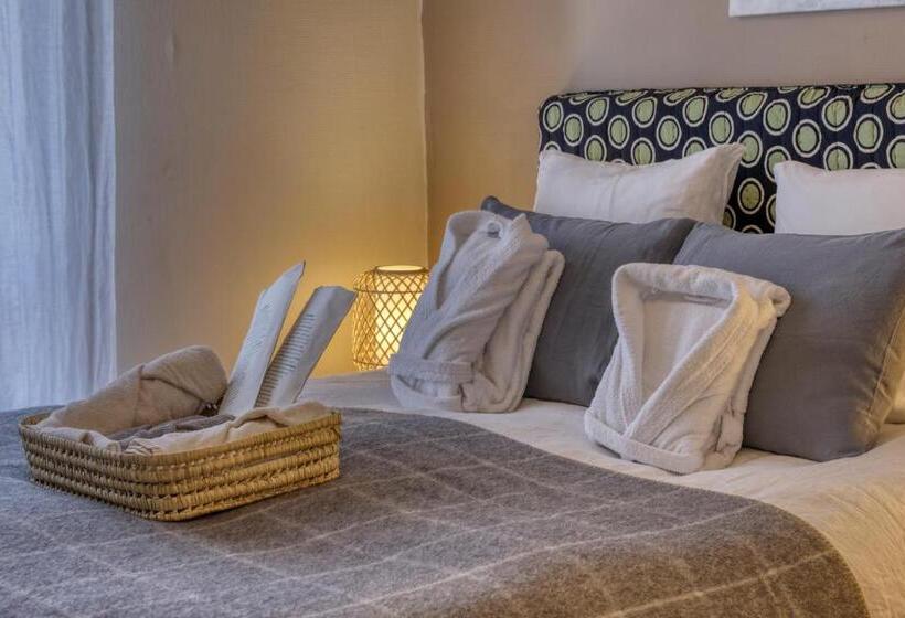 اتاق اکونومی, Chalet Hotel La Féline Blanche