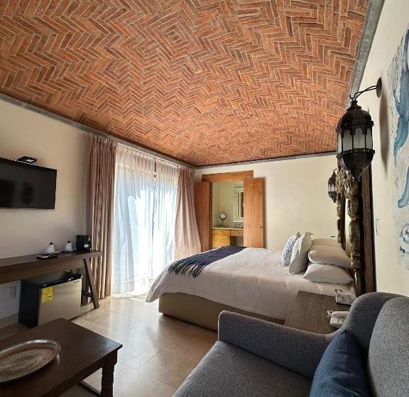 キングサイズベッドのデラックススイート, Lindo Ajijic Bed & Breakfast