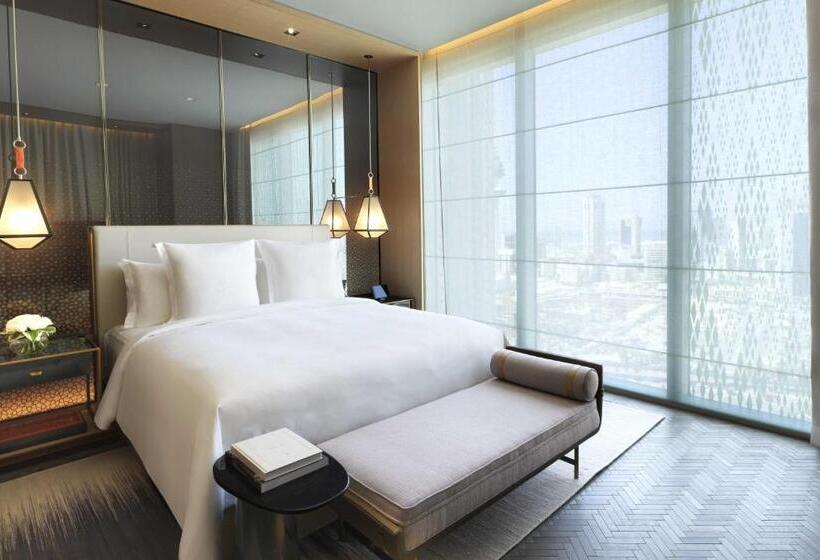 سوئیت با تخت بزرگ, Four Seasons Hotel Kuwait At Burj Alshaya