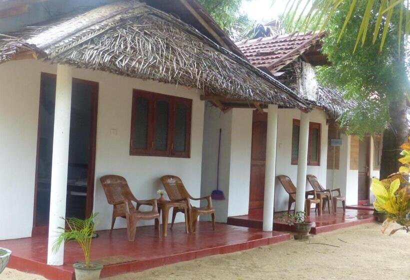 سوئیت جونیور خانوادگی, Ocean View Beach Resort   Kalpitiya