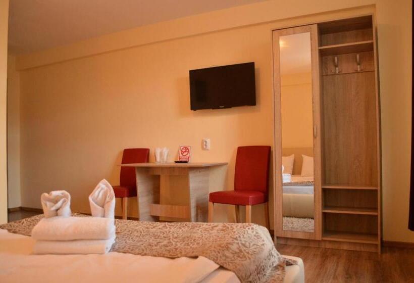 اتاق استاندارد با وان آب گرم, Casa Aurelia