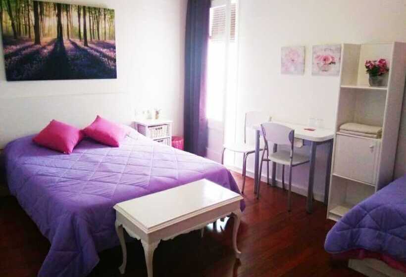 Трехместный Номер Классика, Habitacions Sant Pere Claver