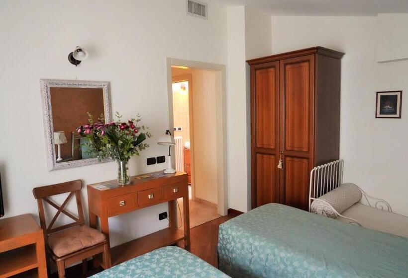 Номер Стандарт Индивидуальный, B&b Il Grifone
