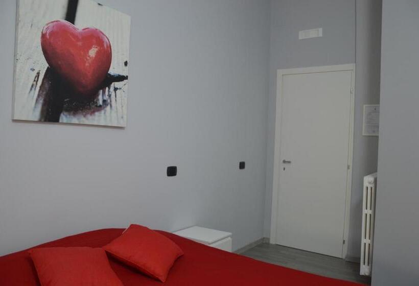 اتاق استاندارد, Iris Inn