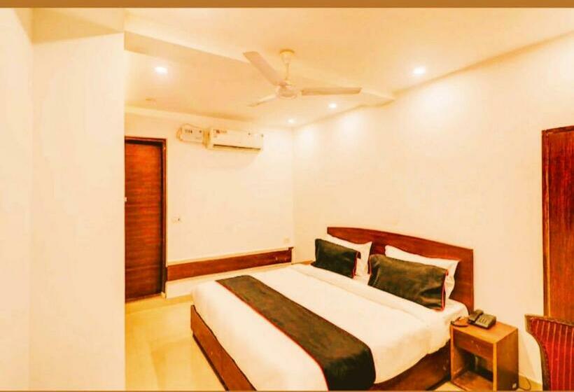 Номер Deluxe, Aravali Inn