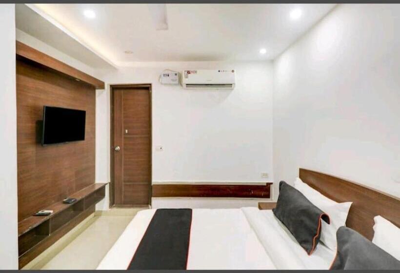 Номер Стандарт Трехместный, Aravali Inn