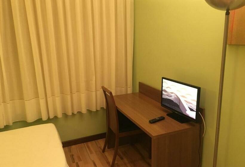Номер Стандарт Индивидуальный, Area De Servicio Los Chopos