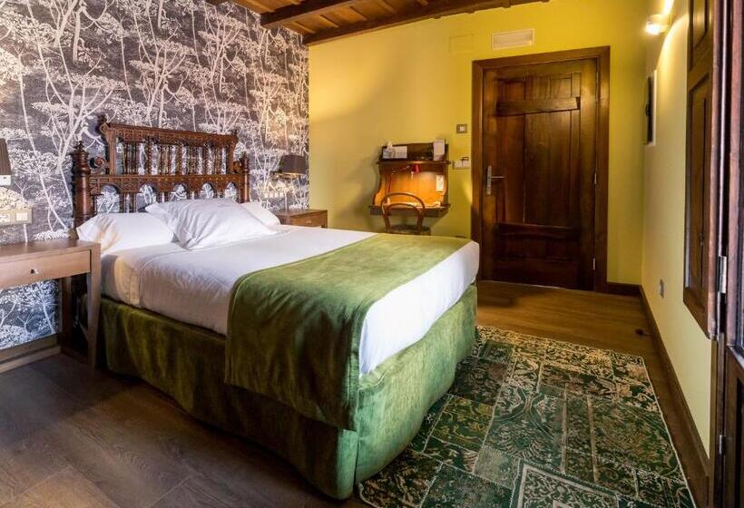 Номер Стандарт, Pazo Da Pena Manzaneda