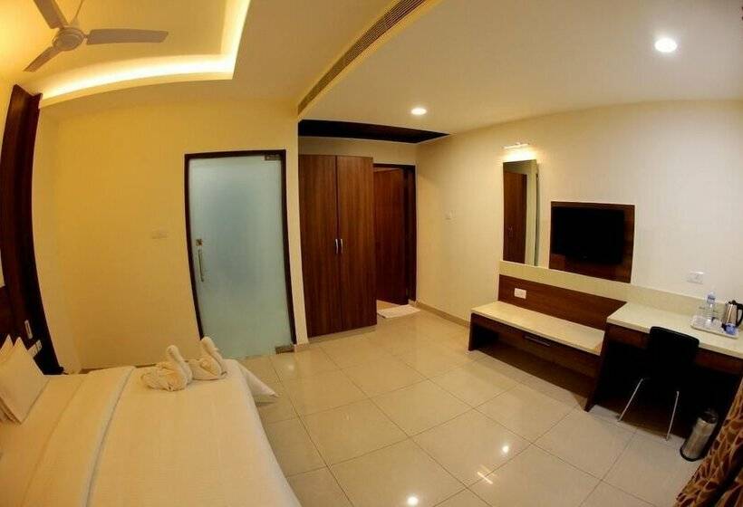 סוויטה, Rathna Residency