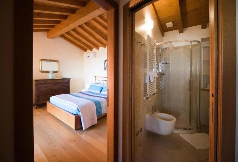 اتاق استاندارد با بالکن, B&b La Rubiana