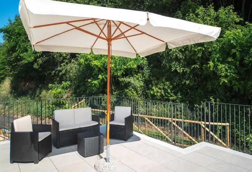 اتاق خانوادگی, B&b La Rubiana