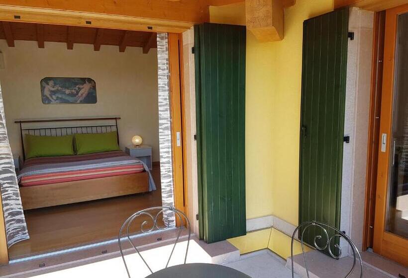 اتاق استاندارد با بالکن, B&b La Rubiana