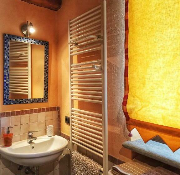 اتاق لوکس, Cascina Baresane