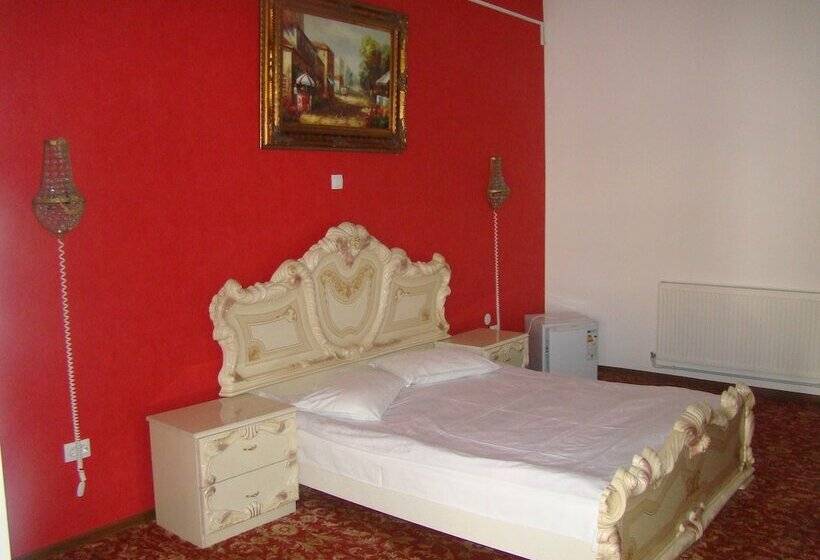 Apartamento 1 Dormitório, Pensiunea Crown Royal