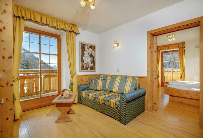 Quarto Familiar, Anigglhof
