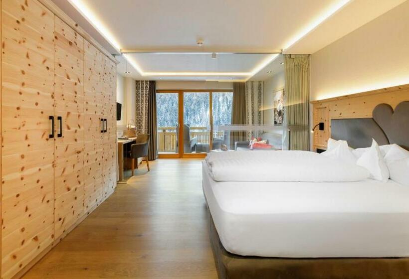Quarto Familiar, Anigglhof