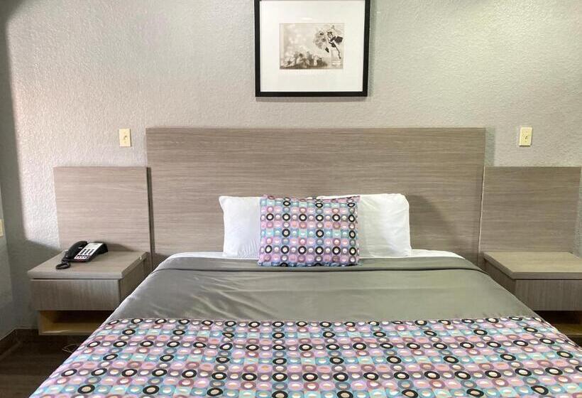Suite, Island Suites Hobby Airport