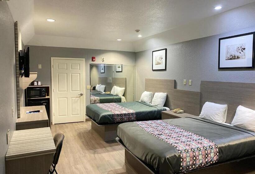 Suite, Island Suites Hobby Airport