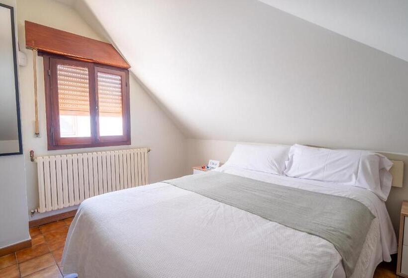 Eenvoudige Kamer, Alojamientos Valdecilla 3000