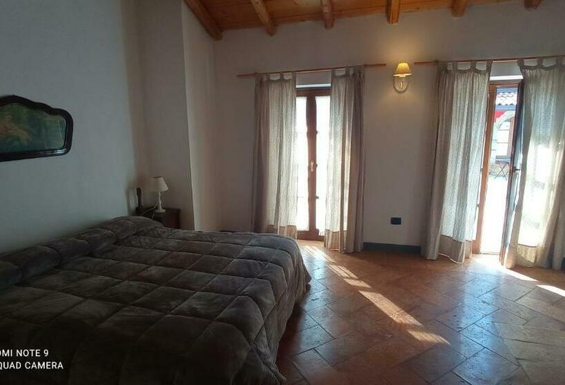 Номер Deluxe Вид на Сад, Agriturismo Cascina Mirandola