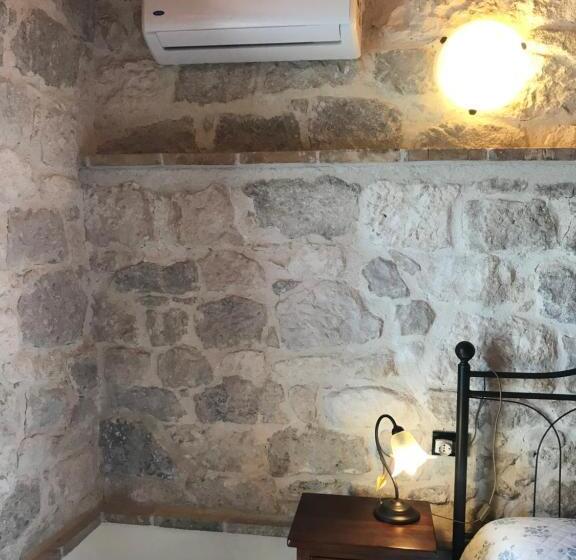 غرفة قياسية ثلاثية, Country House Antiche Dimore