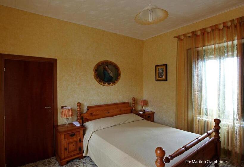 스탠다드 트리플 룸, Bed & Breakfast Garrupa