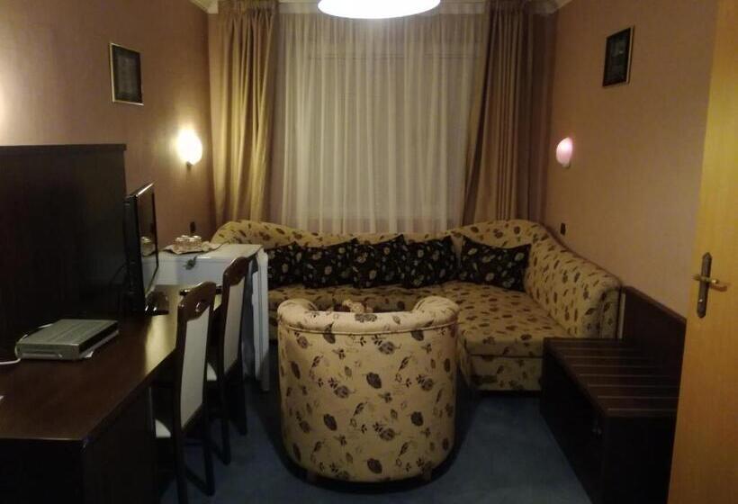 Люкс, Garni Hotel Anne Mary