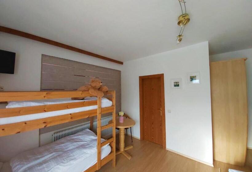 패밀리 룸, B&b Pension Karlsdorfer Hof