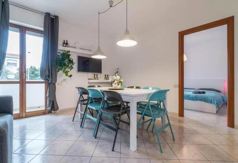 Трехместный Номер Стандарт с Балконом, Spritz Bed & Breakfast