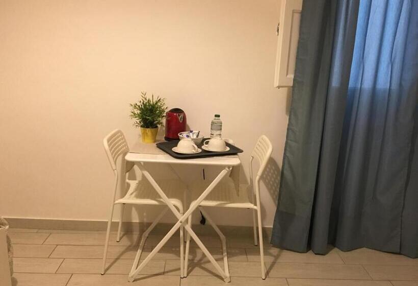اتاق استاندارد, Torrearsa 17