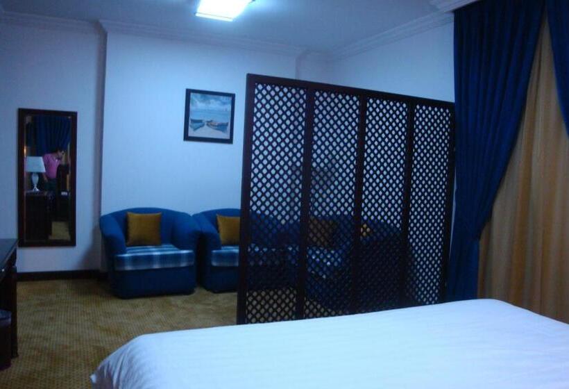 Номер Deluxe Кровать Кинг, Alolayan Plaza