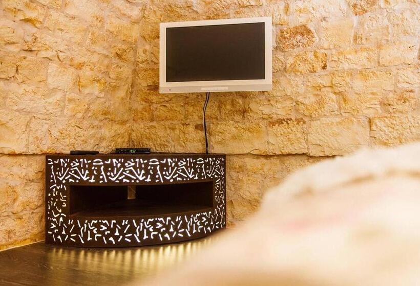 Студия Стандарт, B&b Antico Ulivo