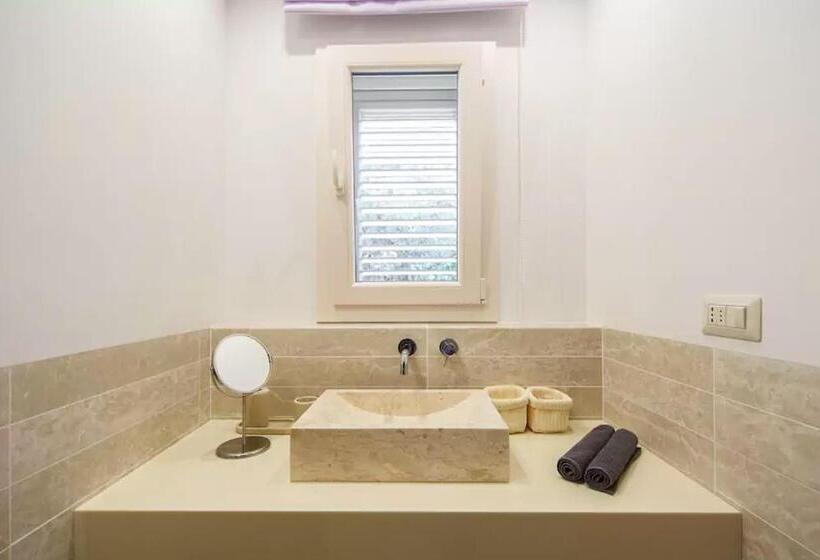 Студия Стандарт, B&b Antico Ulivo