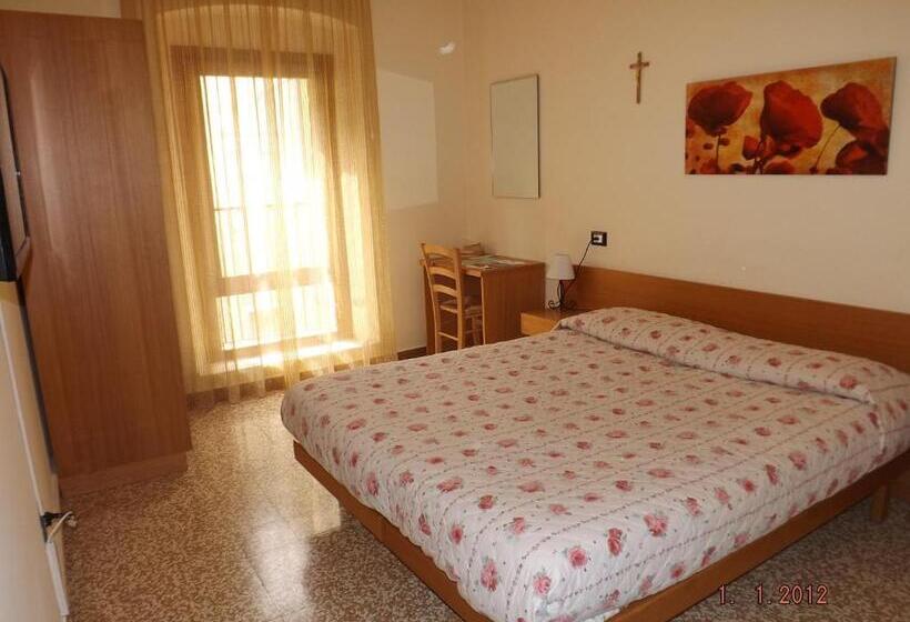 스탠다드 룸, Albergo Dal Baffo