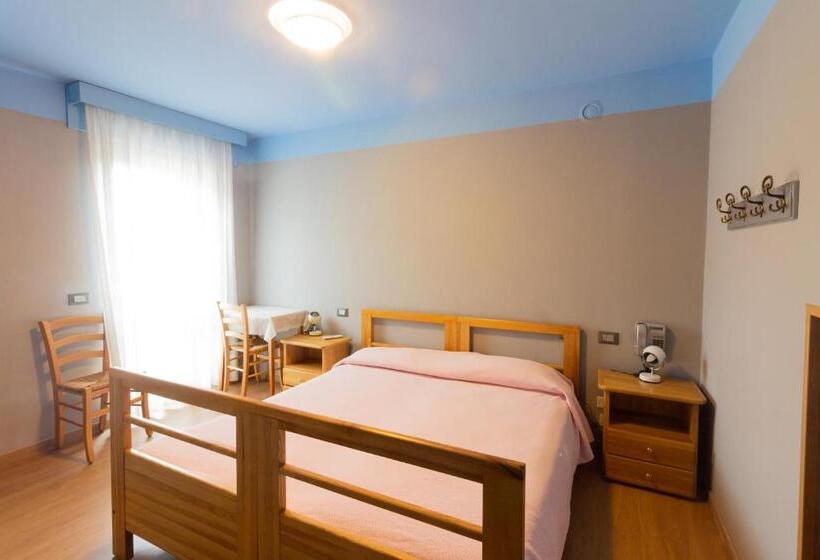 اتاق لوکس, Albergo Speranza